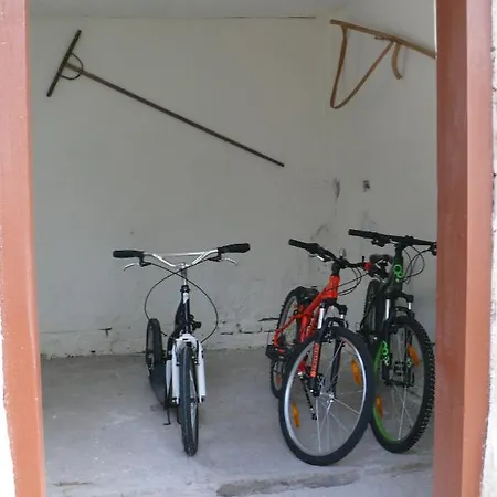 De-lu Aparthotel